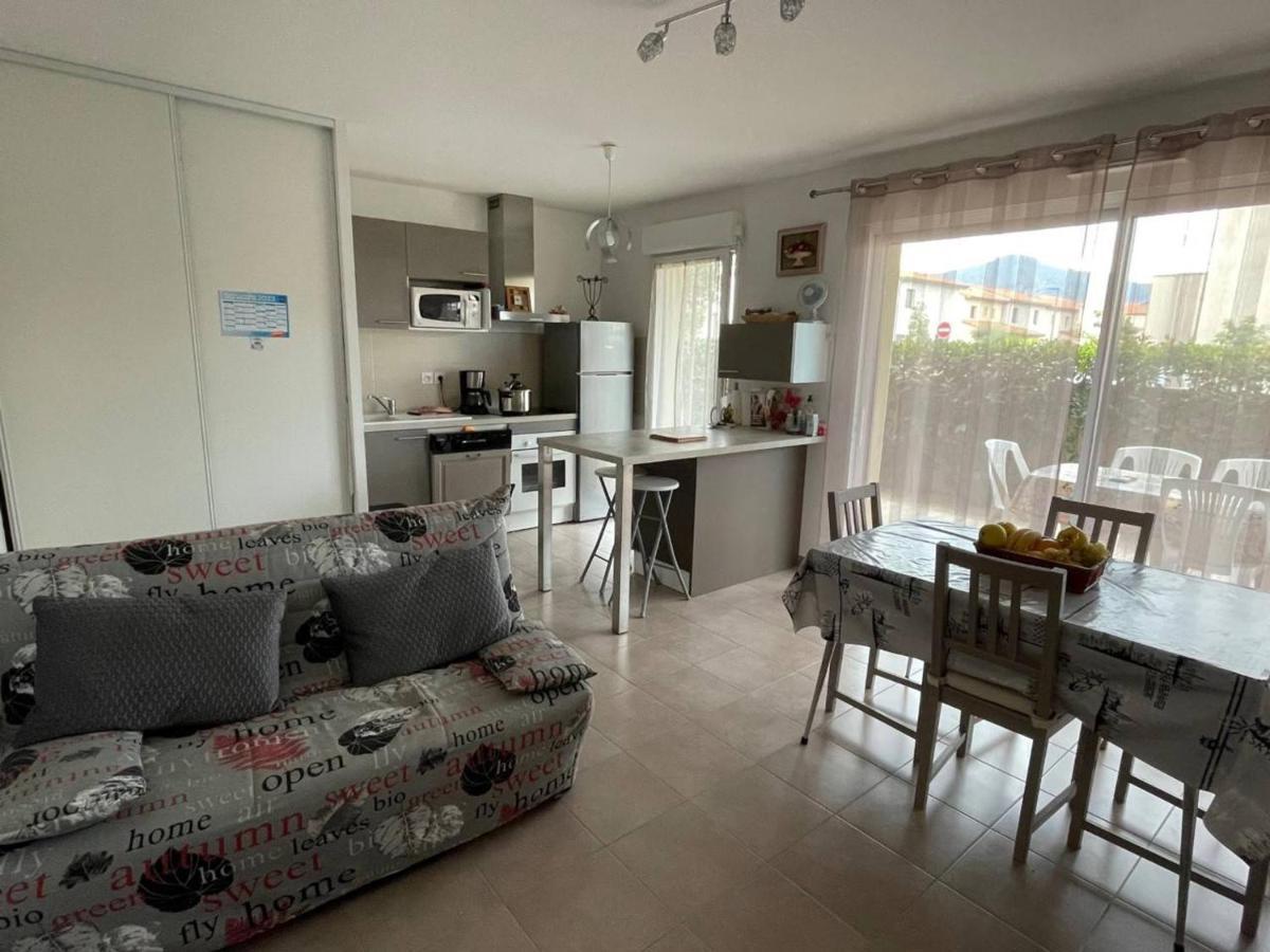 Appartement 3 Pieces Avec Terrasse Et Jardin, Proche Plage Et Commerces, 2 Parkings, Argeles-Sur-Mer - Fr-1-225-773 Buitenkant foto